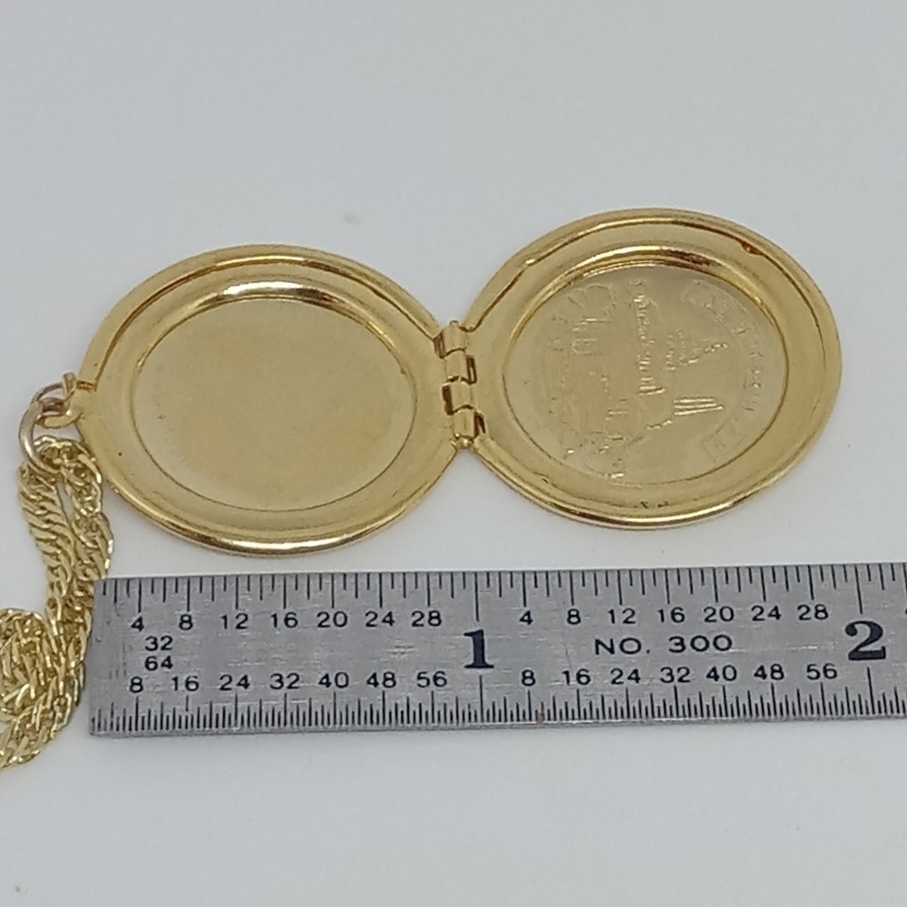 * Washington DC Locket pendant gold tone 14K GP twist chain necklace - Picture 4 of 6